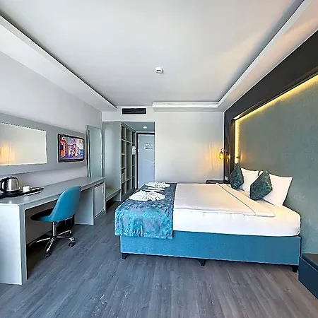 Anya Hotel