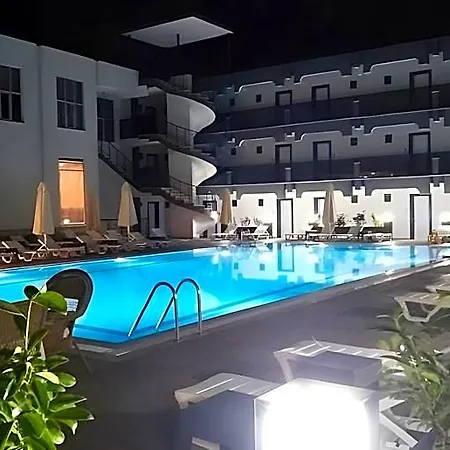 Anya Hotel